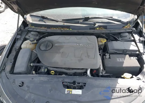 2015 Chrysler 200 S from USA, damaged, VIN 1C3CCCDG2FN678553